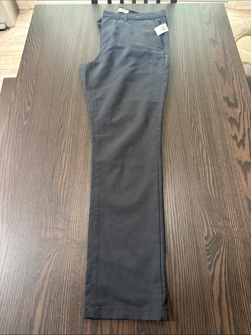 Old Navy Men's Tech Chinos - Dark Gray slim fit Sz 34